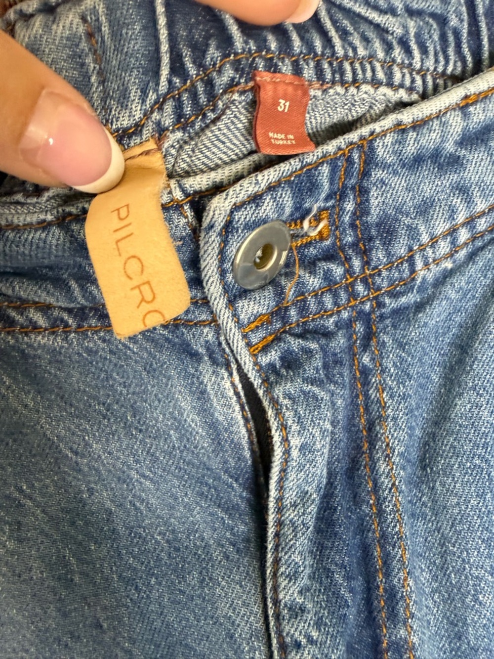 Pilcro Pleated Boyfriend Jeans in Washed Blue - Picture 8 of 9